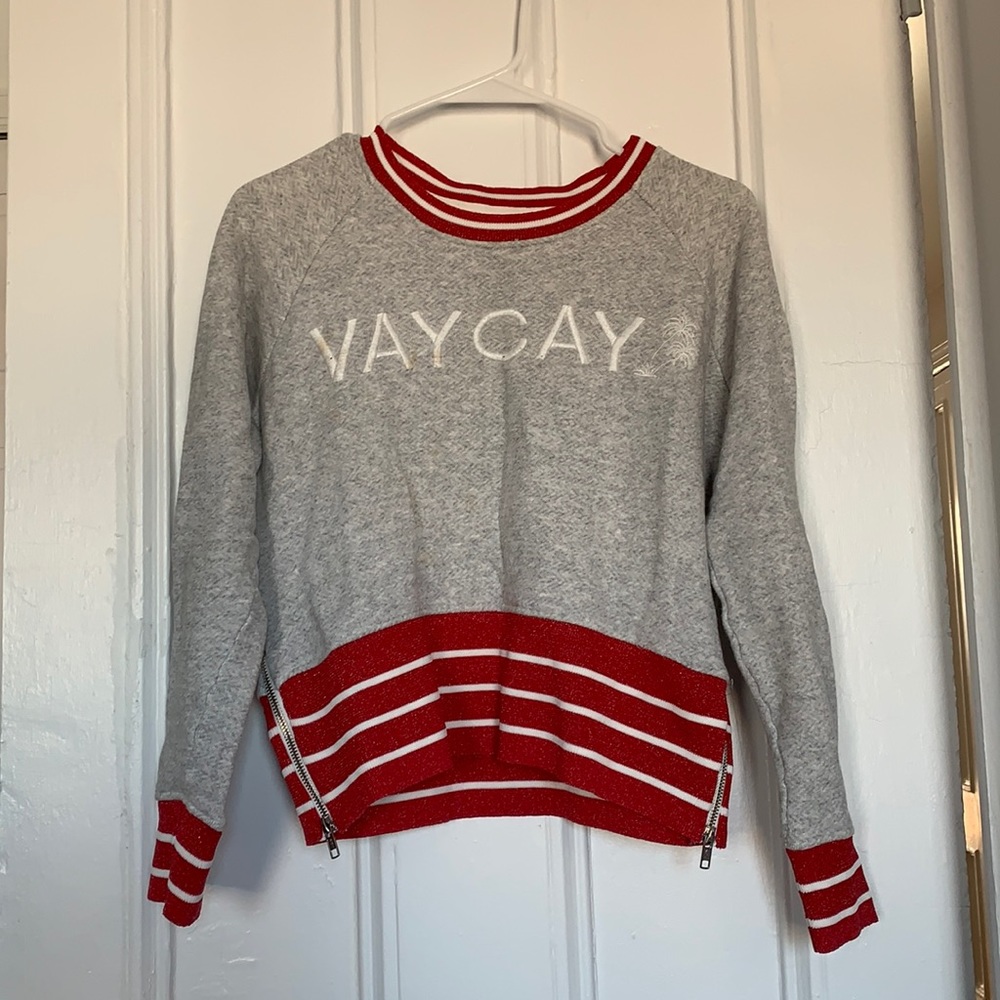 Relaxed sweater